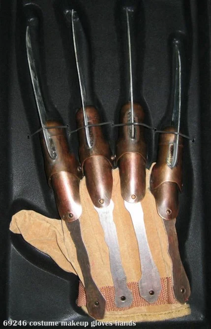 A Nightmare On Elm Street - Supreme Edition Freddy Adult Glove 1 A Nightmare On Elm Street - Supreme Edition Freddy Adult Glove